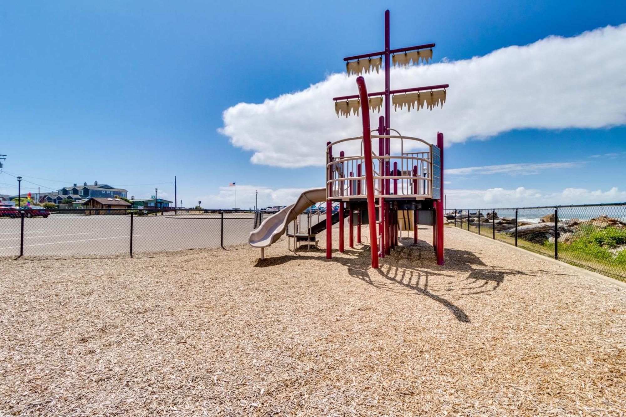 Getaway Oceanfront Lodging Rockaway Beach Rom bilde