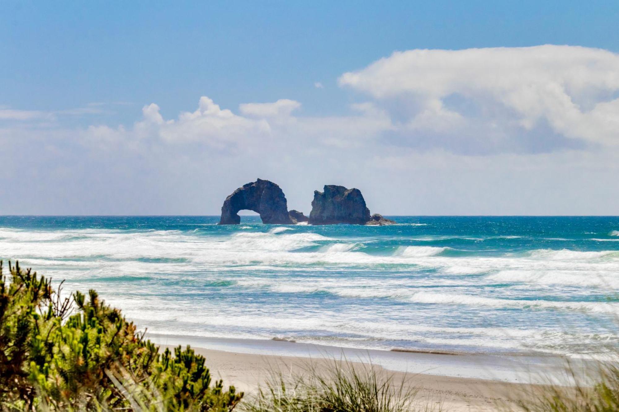 Getaway Oceanfront Lodging Rockaway Beach Rom bilde